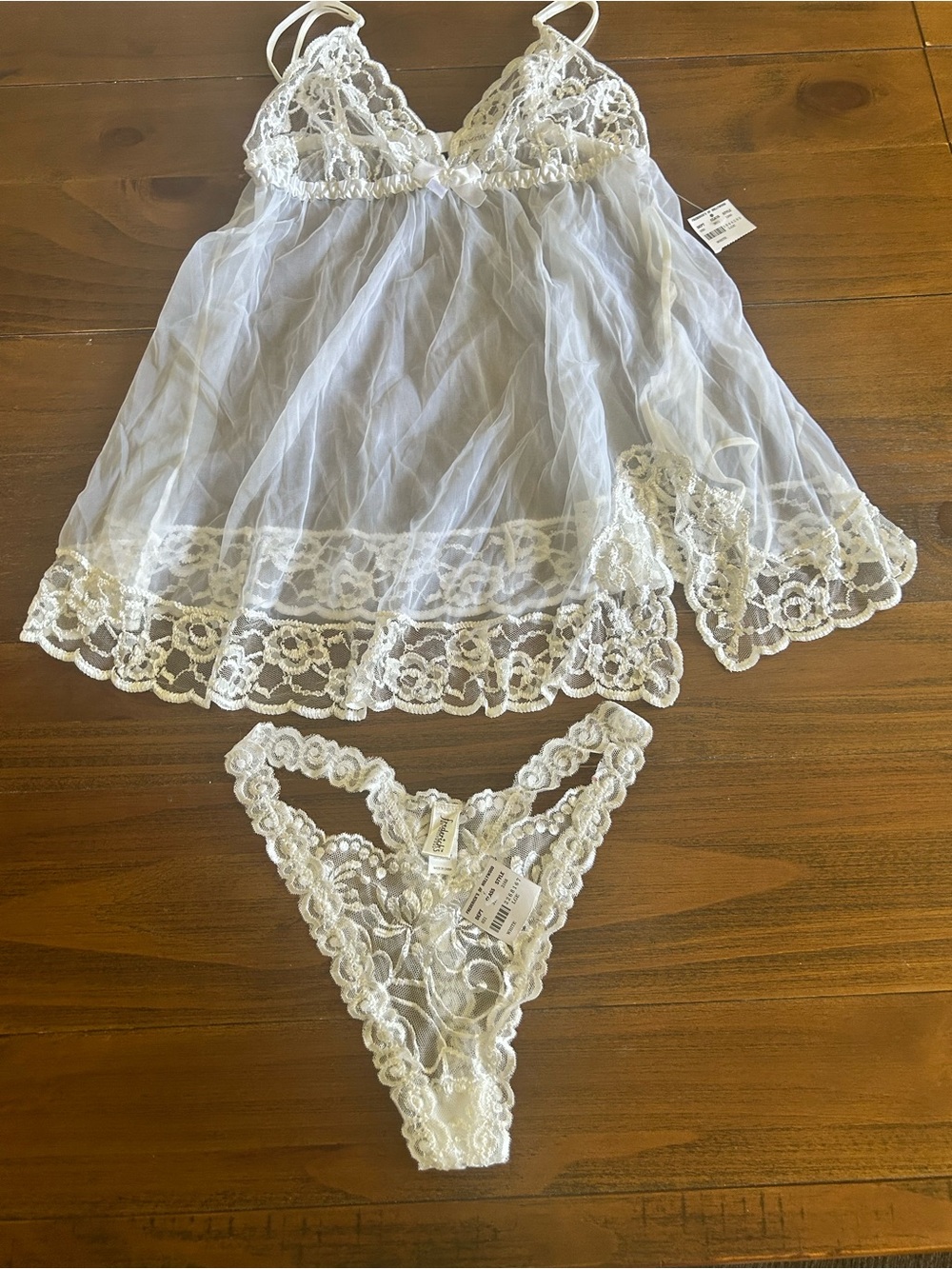 Vintage Frederick’s of Hollywood White Lace Babydoll Lingerie Set NWT